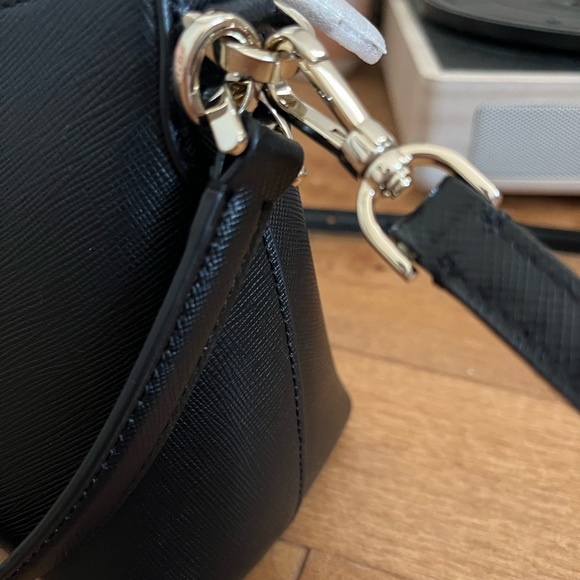 Kate Spade Crossbody Purse - Picture 4 of 6